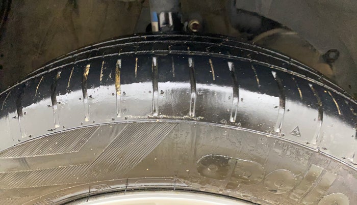 2023 Maruti Baleno SIGMA PETROL 1.2, CNG, Manual, 23,514 km, Right Front Tyre Tread