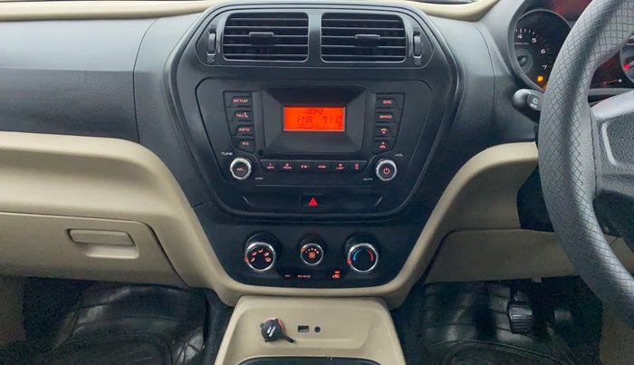 2016 Mahindra TUV300 T6+ AT, Diesel, Automatic, 74,907 km, Air Conditioner