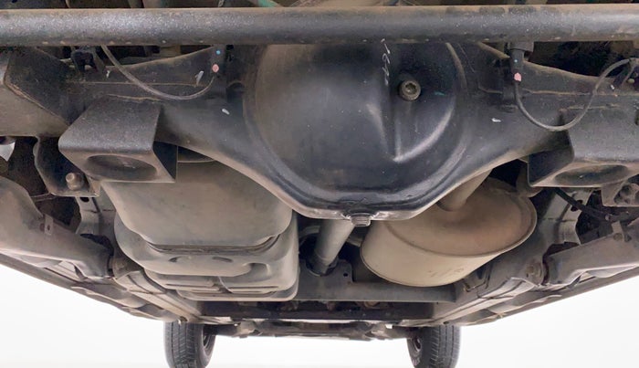 2016 Mahindra TUV300 T6+ AT, Diesel, Automatic, 74,907 km, Rear Underbody