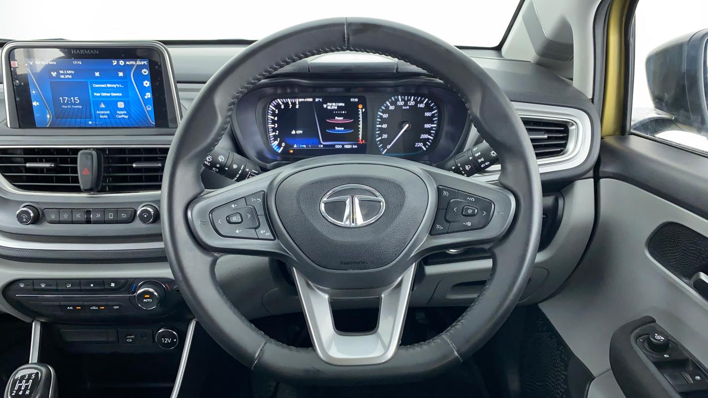 2020 Tata ALTROZ XZ 1.2, Petrol, Manual, 10,789 km, Steering Wheel Close Up