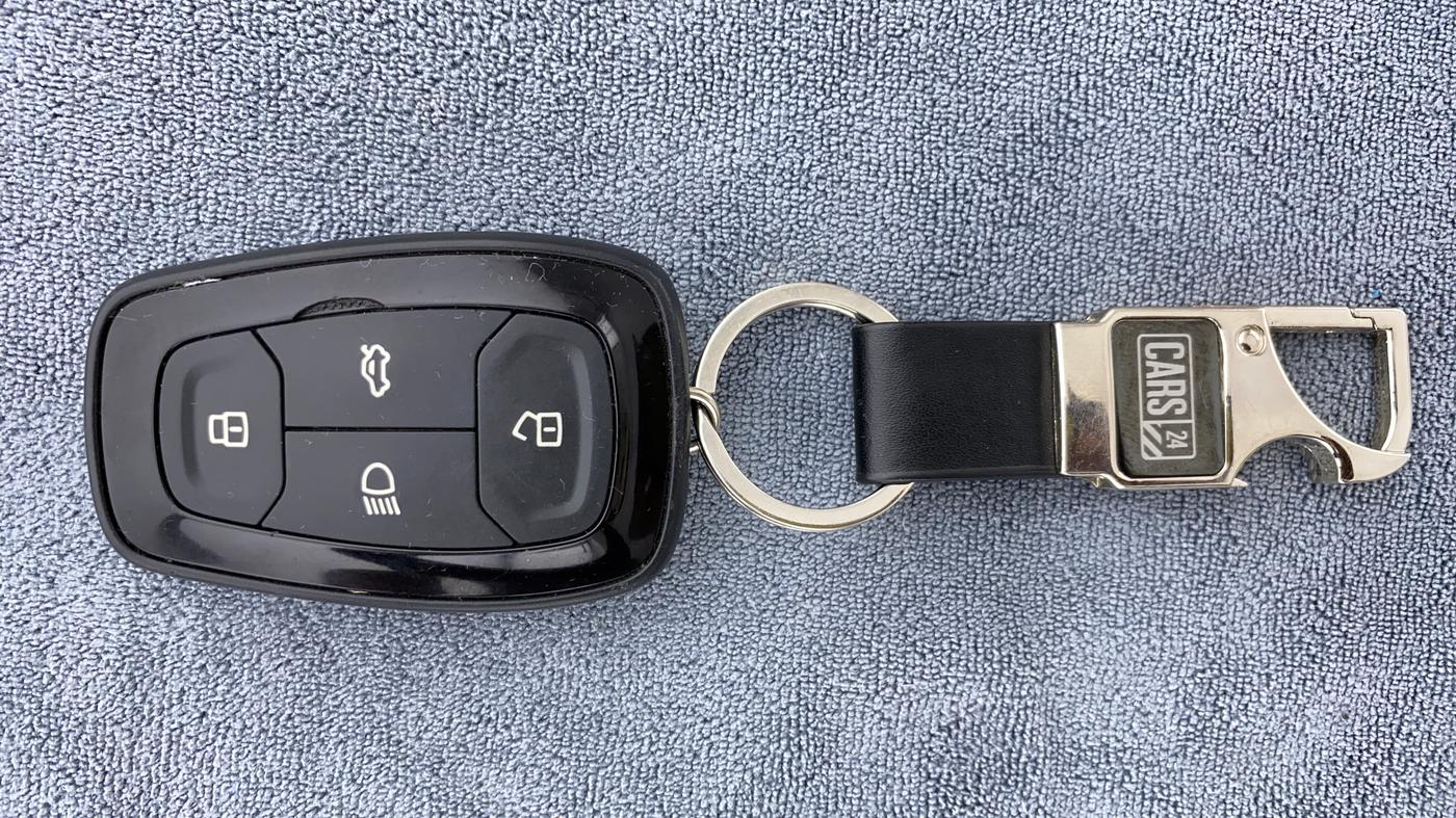 2020 Tata ALTROZ XZ 1.2, Petrol, Manual, 10,789 km, Key Close Up