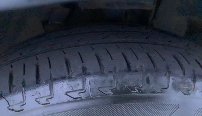 2021 Tata Tiago XZA PETROL, Petrol, Automatic, 40,223 km, Right Front Tyre Tread