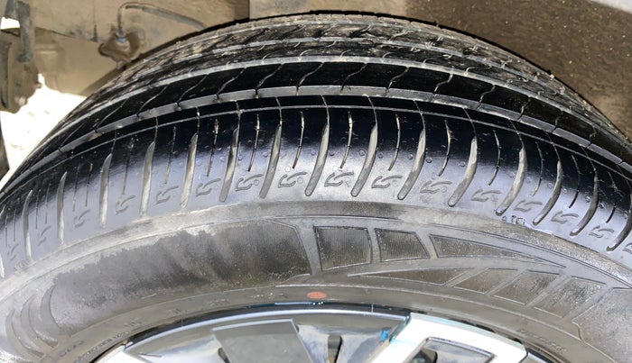 2022 Hyundai VENUE SX 1.0 TURBO IMT, Petrol, Manual, 31,846 km, Right Rear Tyre Tread