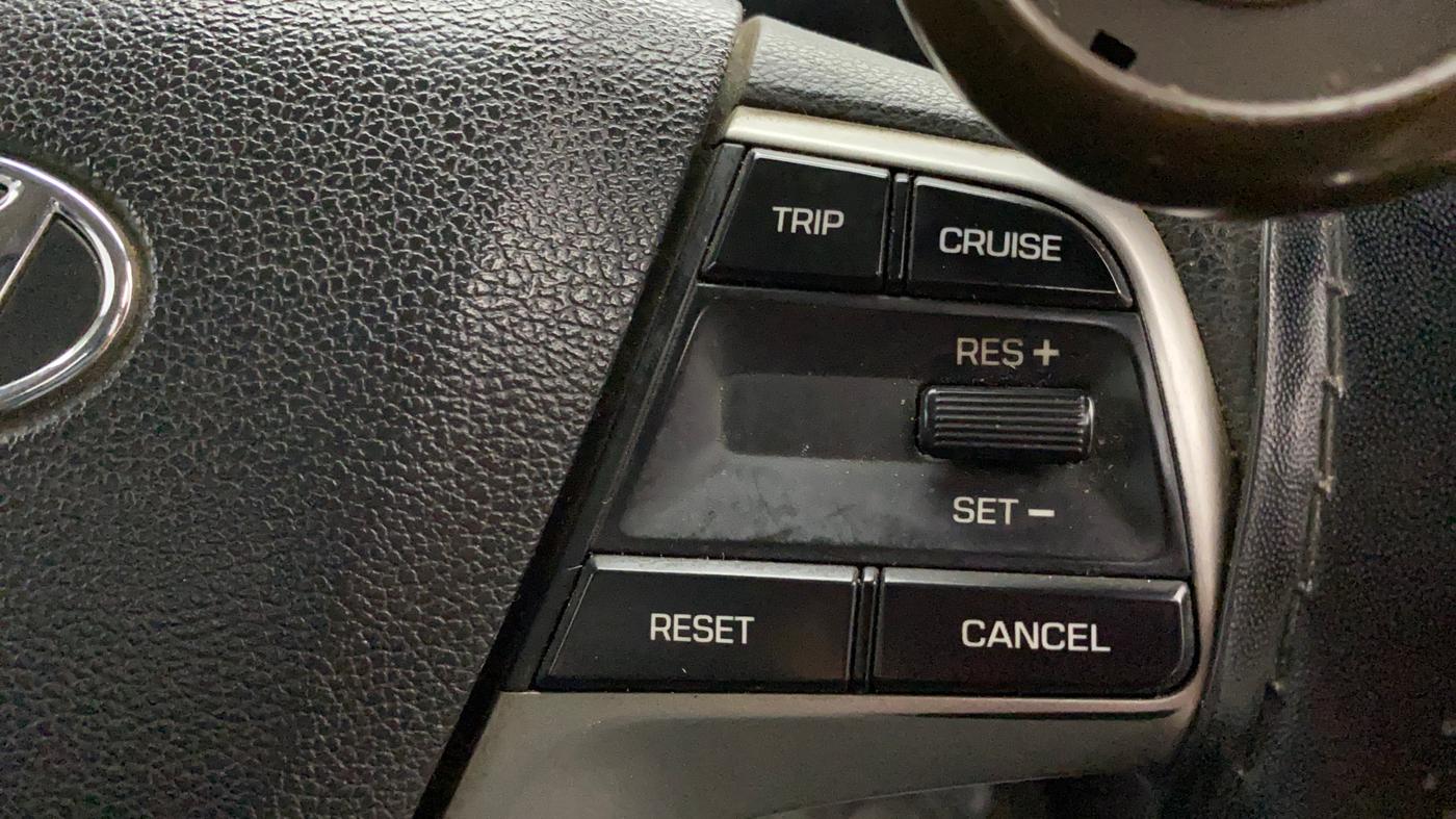 2019 Hyundai Verna 1.4 EX PETROL, Petrol, Manual, 73,775 km, Adaptive Cruise Control