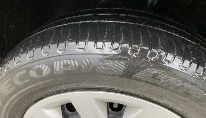2019 Hyundai Verna 1.4 EX PETROL, Petrol, Manual, 73,775 km, Left Front Tyre Tread