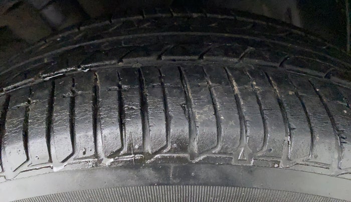 2017 Nissan Micra XV CVT, Petrol, Automatic, 39,634 km, Left Rear Tyre Tread