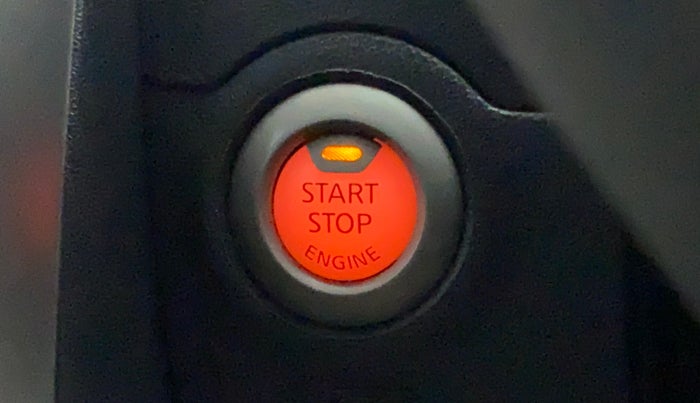 2017 Nissan Micra XV CVT, Petrol, Automatic, 39,634 km, Keyless Start/ Stop Button