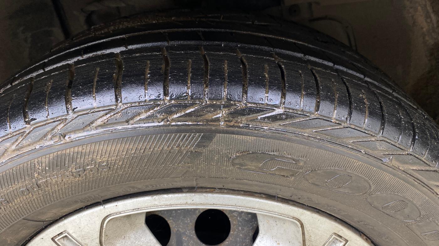 2019 Tata NEXON XMA PETROL, Petrol, Automatic, 21,699 km, Right Front Tyre Tread
