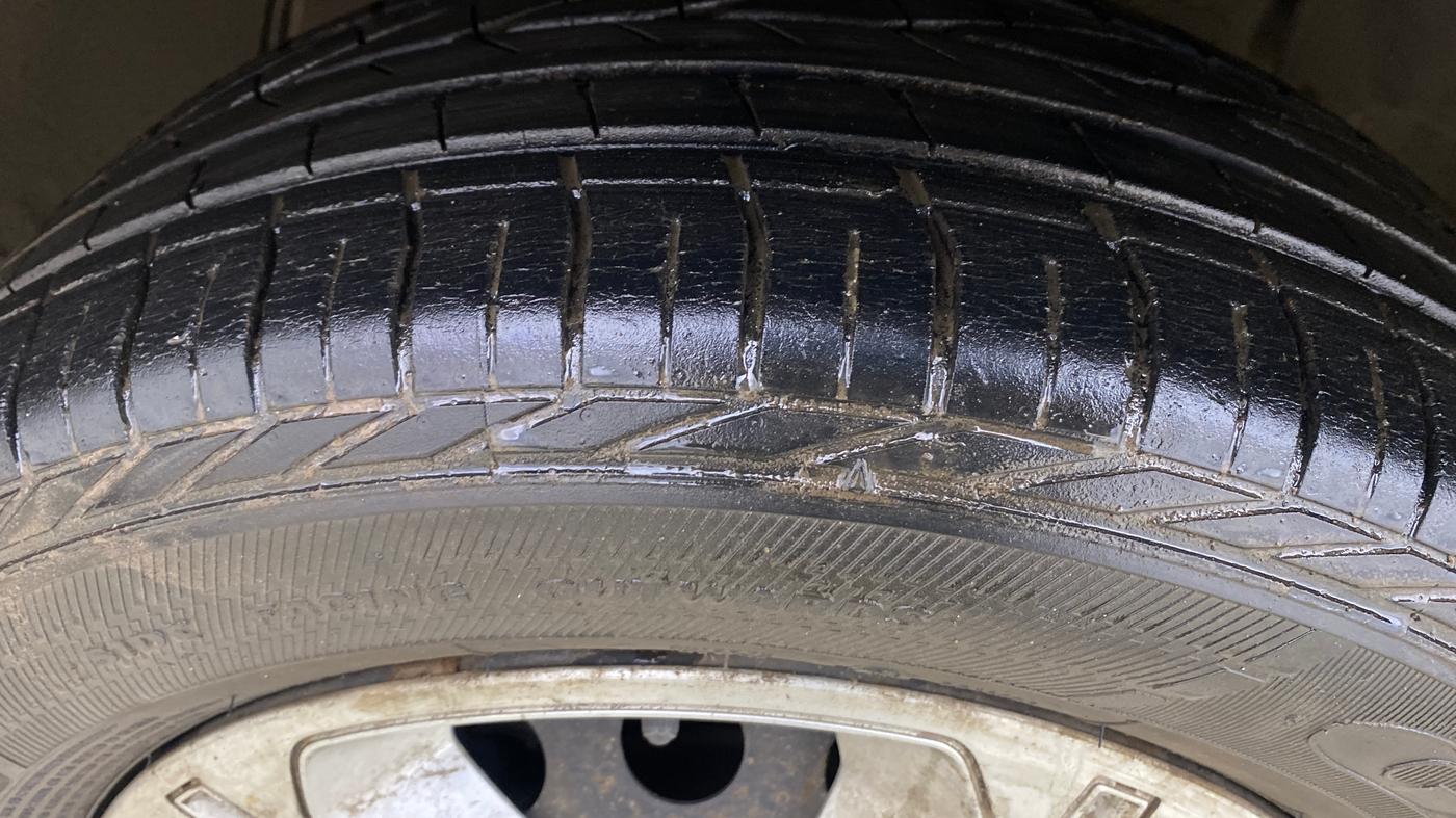 2019 Tata NEXON XMA PETROL, Petrol, Automatic, 21,699 km, Left Front Tyre Tread