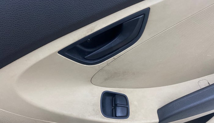 2018 Hyundai Eon ERA +, Petrol, Manual, 41,657 km, Driver Side Door Panels Control