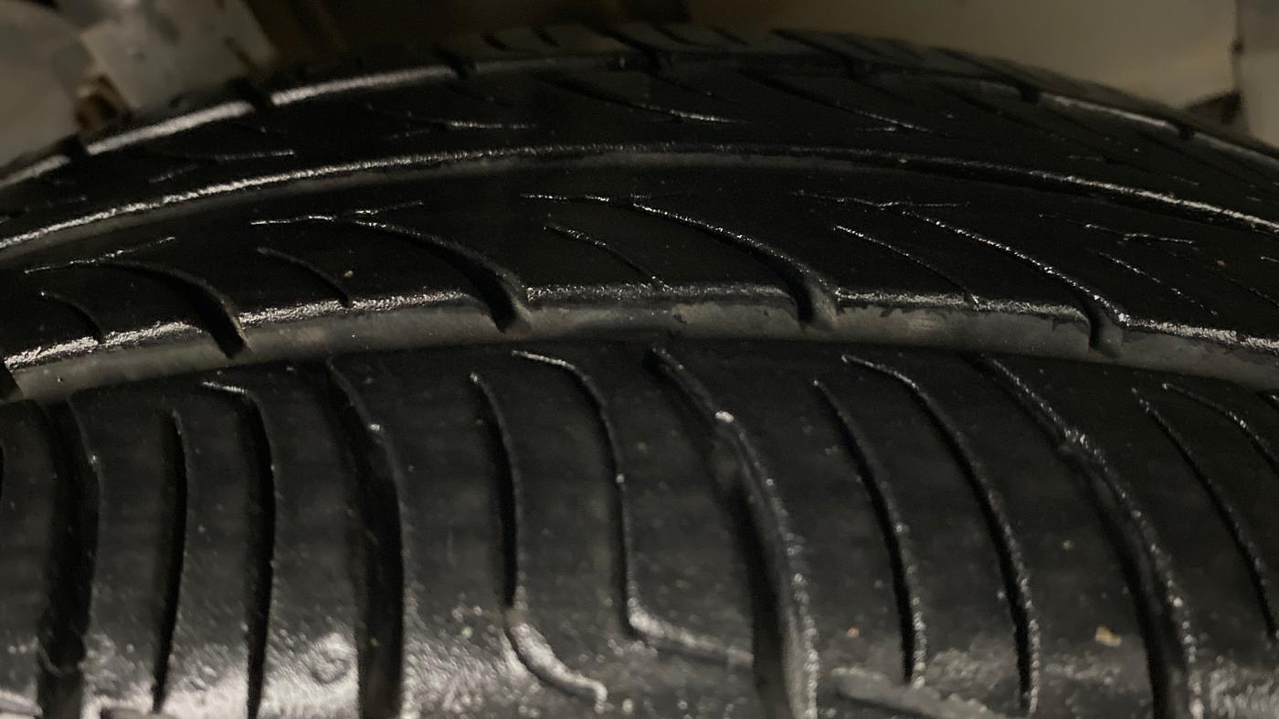 2012 Ford Figo 1.4 EXI DURATORQ, Diesel, Manual, 93,017 km, Right Front Tyre Tread