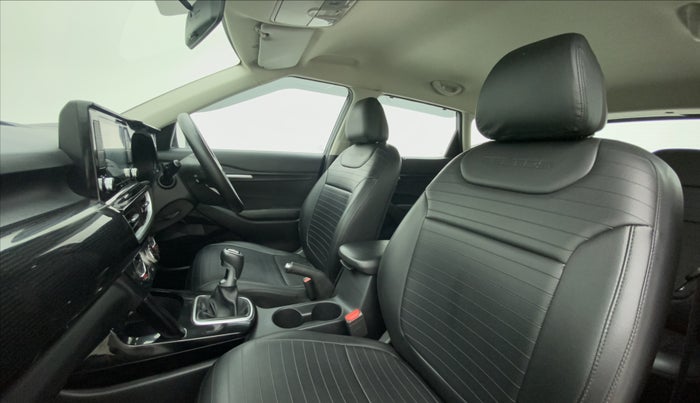 2021 KIA SELTOS HTK PLUS 1.5, Petrol, Manual, 31,348 km, Right Side Front Door Cabin