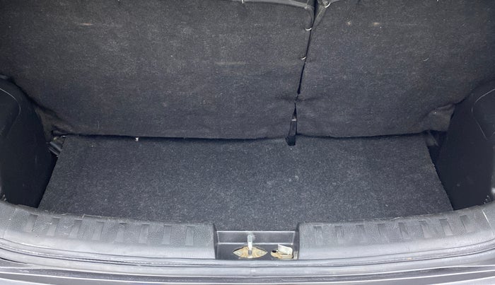 2017 Maruti Swift VXI, Petrol, Manual, 67,841 km, Boot Inside