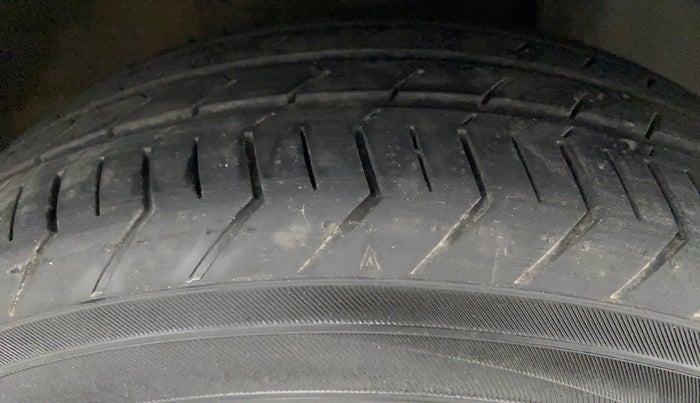 2022 Maruti Celerio ZXI PLUS, Petrol, Manual, 16,952 km, Right Front Tyre Tread