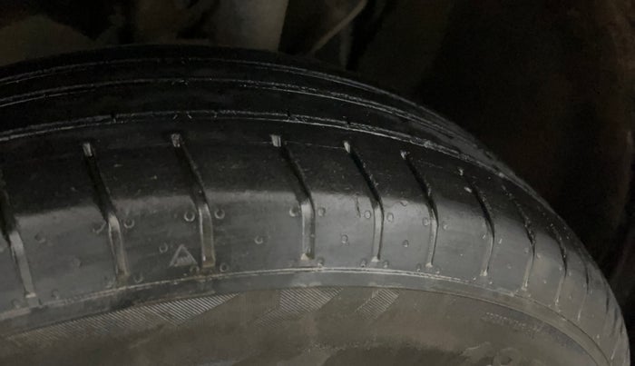 2022 Tata PUNCH PURE MT, CNG, Manual, 72,243 km, Left Front Tyre Tread