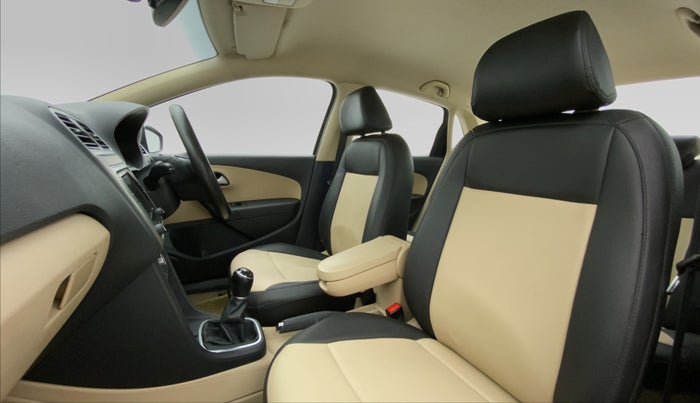 2018 Volkswagen Ameo HIGHLINE PLUS 1.5, Diesel, Manual, 83,336 km, Right Side Front Door Cabin