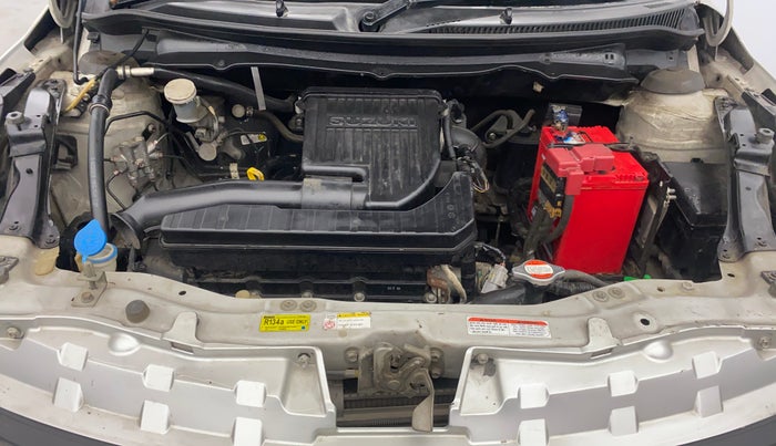 2016 Maruti Swift VXI, Petrol, Manual, 48,868 km, Engine View