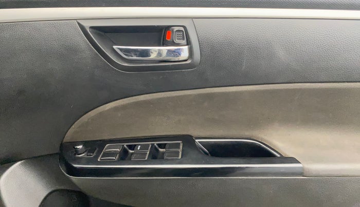 2016 Maruti Swift VXI, Petrol, Manual, 48,868 km, Driver Side Door Panels Control