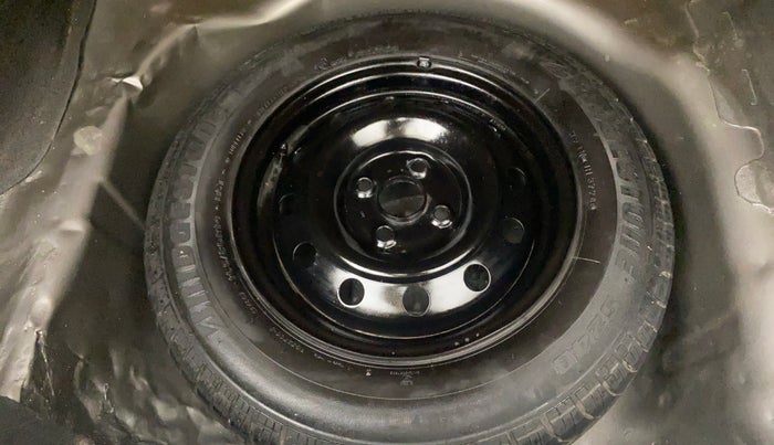 2016 Maruti Swift Dzire VDI, Diesel, Manual, 1,10,876 km, Spare Tyre