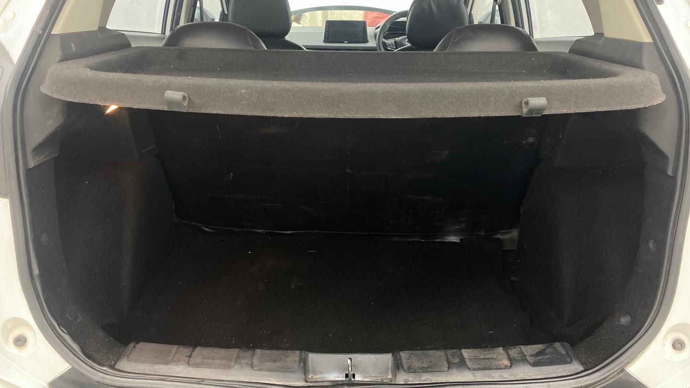 2023 Tata NEXON XM PETROL, Petrol, Manual, 26,730 km, Boot Inside