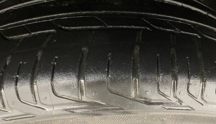 2023 Tata NEXON XM PETROL, Petrol, Manual, 26,730 km, Left Front Tyre Tread