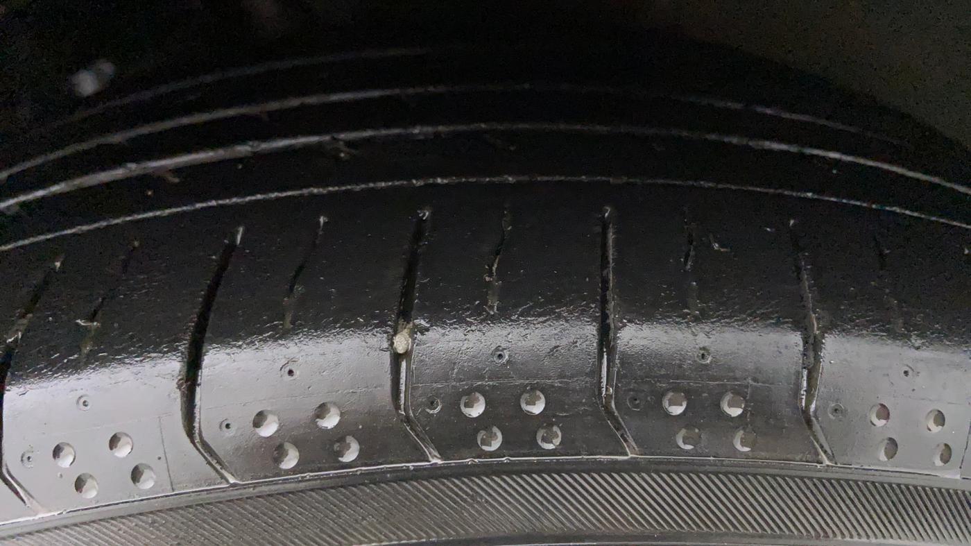2016 Hyundai Creta 1.6 SX PLUS AUTO PETROL, Petrol, Automatic, 91,713 km, Left Front Tyre Tread