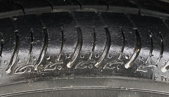 2015 Maruti Celerio ZXI, Petrol, Manual, 78,793 km, Left Front Tyre Tread