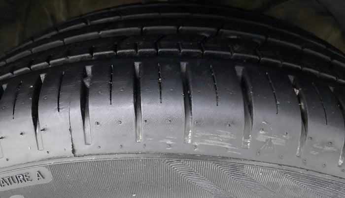 2021 Maruti Baleno ZETA 1.2 K12, Petrol, Manual, 4,939 km, Right Front Tyre Tread