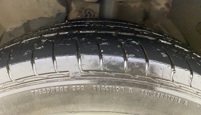 2019 MG HECTOR SHARP 1.5 DCT PETROL, Petrol, Automatic, 36,398 km, Left Front Tyre Tread