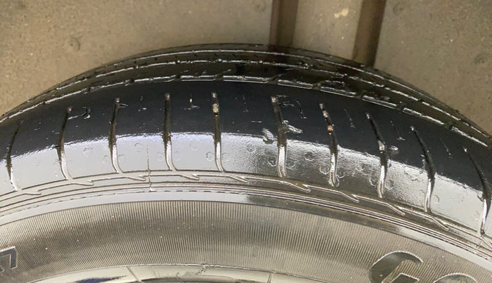 2019 MG HECTOR SHARP 1.5 DCT PETROL, Petrol, Automatic, 36,398 km, Left Rear Tyre Tread