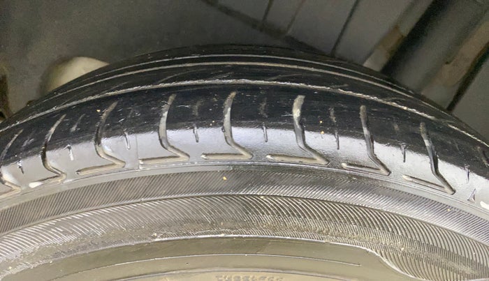 2021 Maruti Dzire VXI AMT, Petrol, Automatic, 49,580 km, Left Rear Tyre Tread