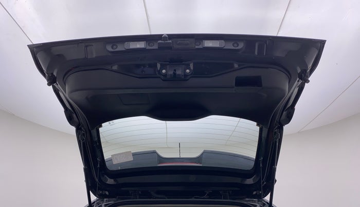 2022 Nissan MAGNITE XV TURBO CVT, Petrol, Automatic, 20,242 km, Boot Door Open