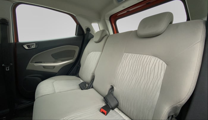 2014 Ford Ecosport 1.5 TITANIUM TI VCT AT, Petrol, Automatic, 59,742 km, Right Side Rear Door Cabin