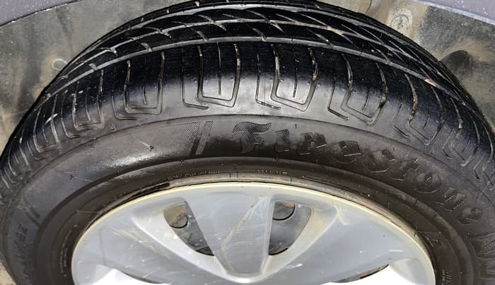 2018 Maruti Ertiga VXI CNG, CNG, Manual, 85,182 km, Left Rear Tyre Tread