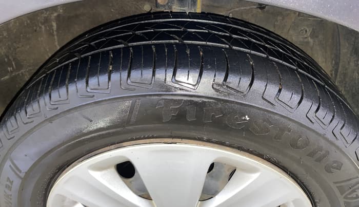 2018 Maruti Ertiga VXI CNG, CNG, Manual, 85,182 km, Right Front Tyre Tread