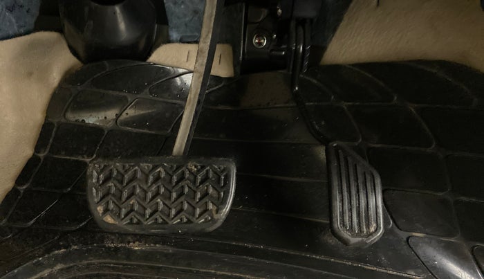 2021 Toyota YARIS J CVT, Petrol, Automatic, 15,778 km, Pedals