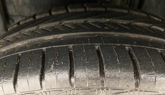 2021 Toyota YARIS J CVT, Petrol, Automatic, 15,778 km, Left Front Tyre Tread