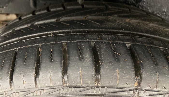 2021 Toyota YARIS J CVT, Petrol, Automatic, 15,778 km, Right Rear Tyre Tread