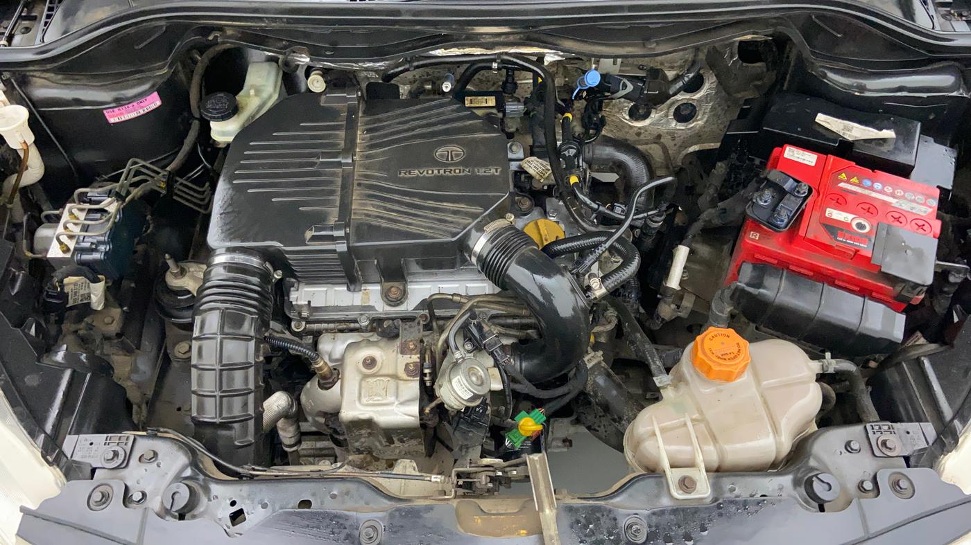 2015 Tata Zest XM PETROL, Petrol, Manual, 83,290 km, Open Bonet