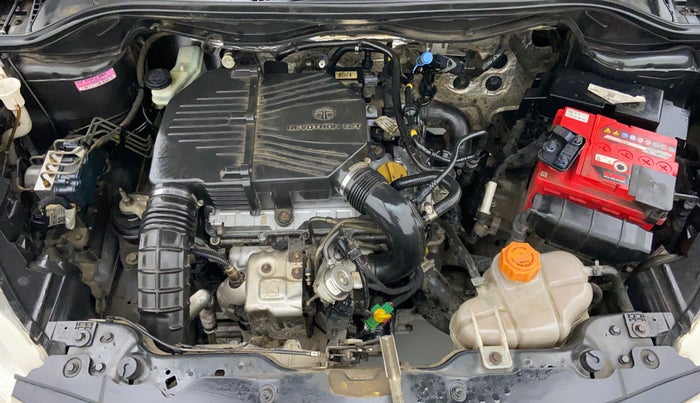2015 Tata Zest XM PETROL, Petrol, Manual, 83,290 km, Open Bonet
