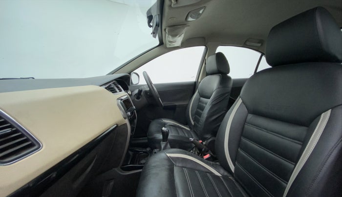 2015 Tata Zest XM PETROL, Petrol, Manual, 83,290 km, Right Side Front Door Cabin