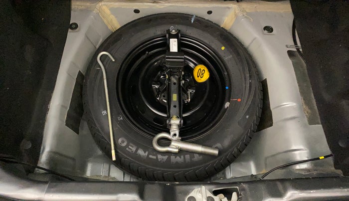 2021 Tata Tiago XT PETROL, Petrol, Manual, 27,887 km, Dicky (Boot door) - Tool missing