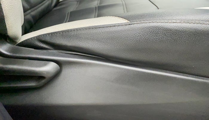 2021 Tata Tiago XT PETROL, Petrol, Manual, 27,887 km, Driver Side Adjustment Panel