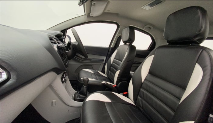 2021 Tata Tiago XT PETROL, Petrol, Manual, 27,887 km, Right Side Front Door Cabin