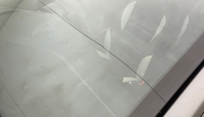 2021 Tata Tiago XT PETROL, Petrol, Manual, 27,887 km, Front windshield - Minor spot on windshield