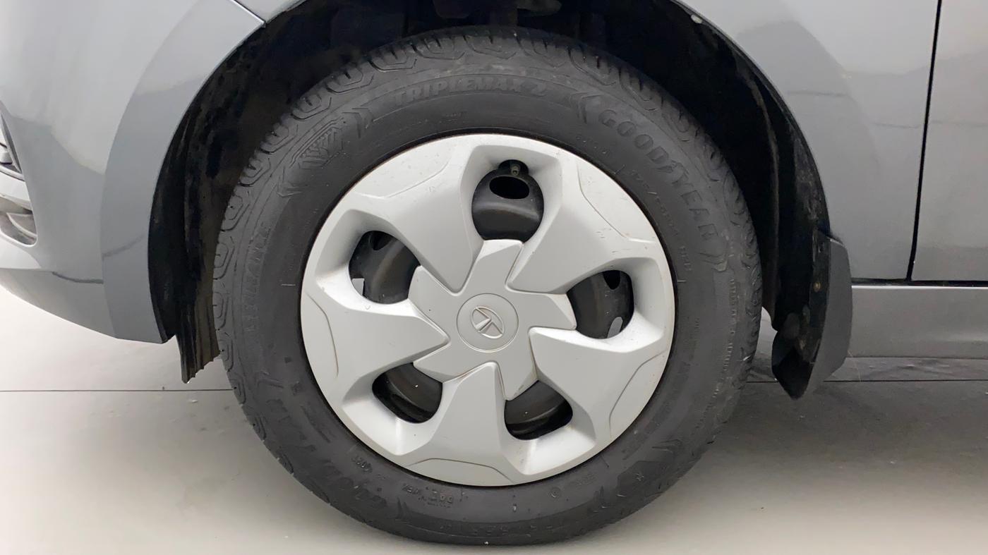 2021 Tata Tiago XT PETROL, Petrol, Manual, 27,887 km, Left Front Wheel