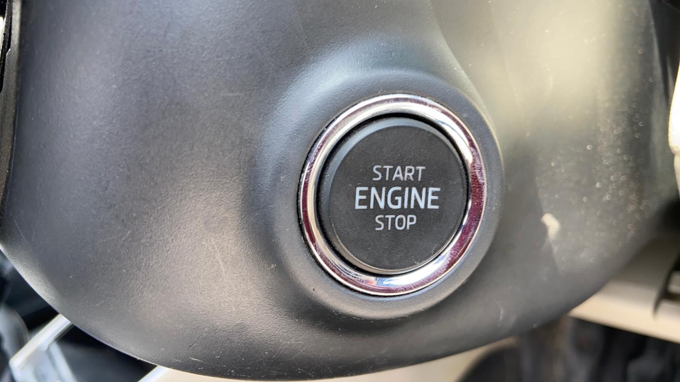 2023 Skoda SLAVIA AMBITION 1.0L TSI AT, Petrol, Automatic, 75,687 km, Keyless Start/ Stop Button