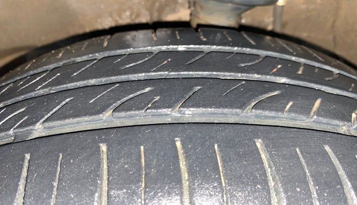 2017 Maruti Alto K10 VXI (O) AMT, Petrol, Automatic, 67,073 km, Left Front Tyre Tread