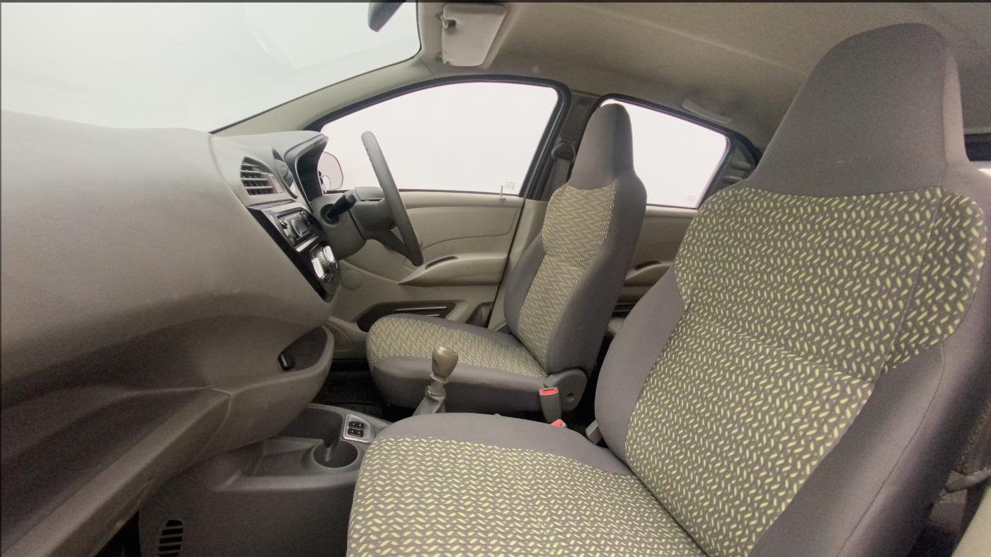 2016 Datsun Redi Go T (O), Petrol, Manual, 68,601 km, Right Side Front Door Cabin