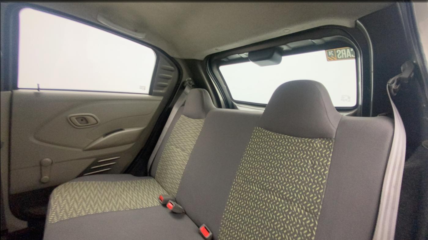 2016 Datsun Redi Go T (O), Petrol, Manual, 68,601 km, Right Side Rear Door Cabin